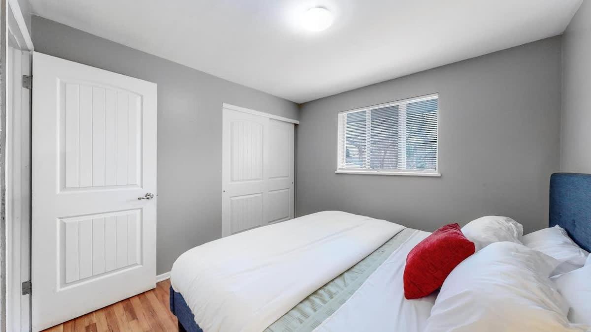 Great Family Upper Unit 3 Bedrooms King Beds Денвер Экстерьер фото