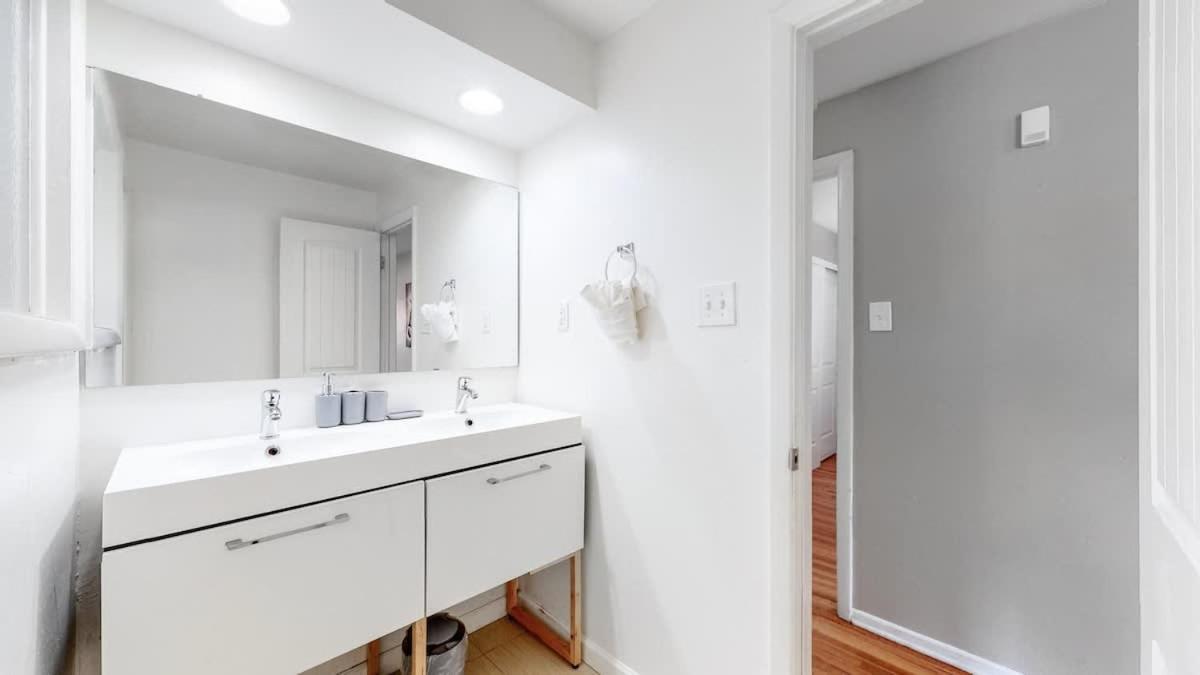 Great Family Upper Unit 3 Bedrooms King Beds Денвер Экстерьер фото